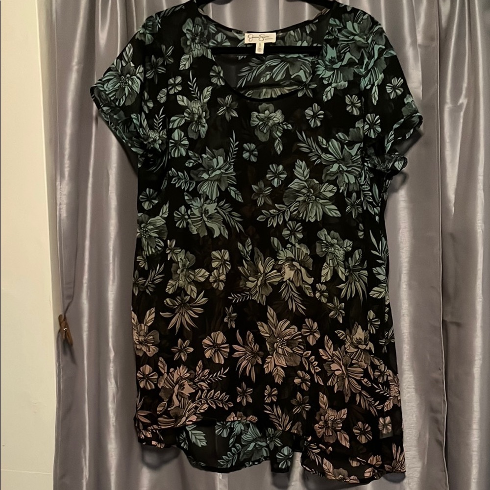 Jessica Simpson Black and White Short Sleeve Blouse